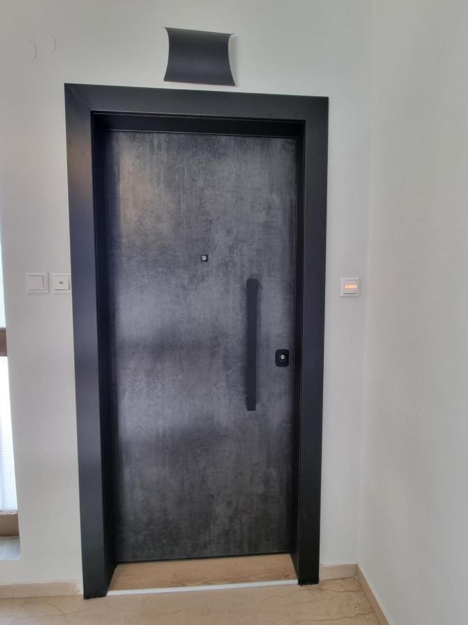 Larisa Hospitality I - Roof Top Apartment - With Free Parking Exterior foto
