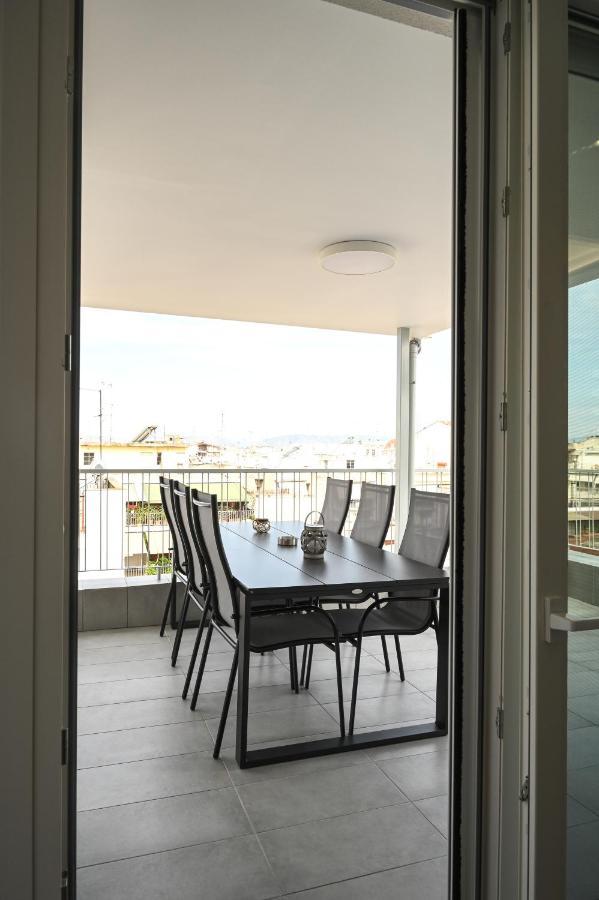 Larisa Hospitality I - Roof Top Apartment - With Free Parking Exterior foto